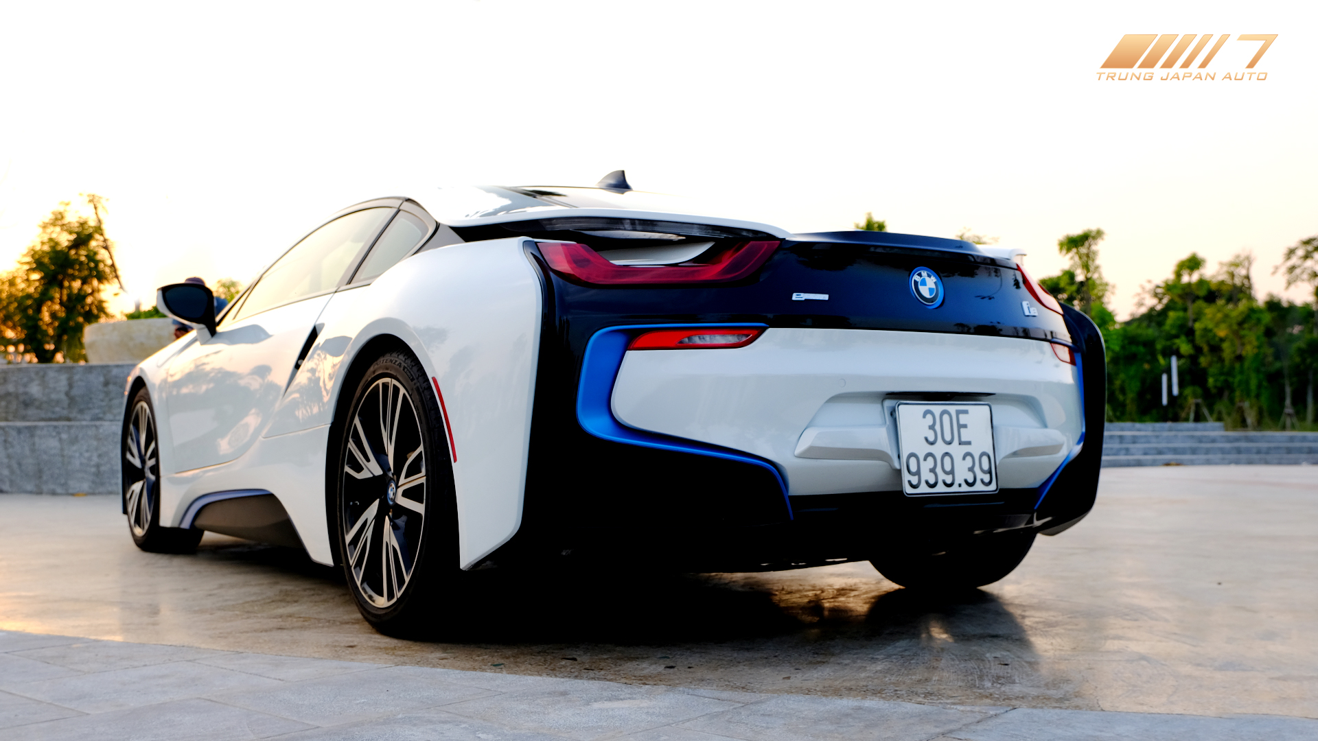 BMW i8 2016 Trắng