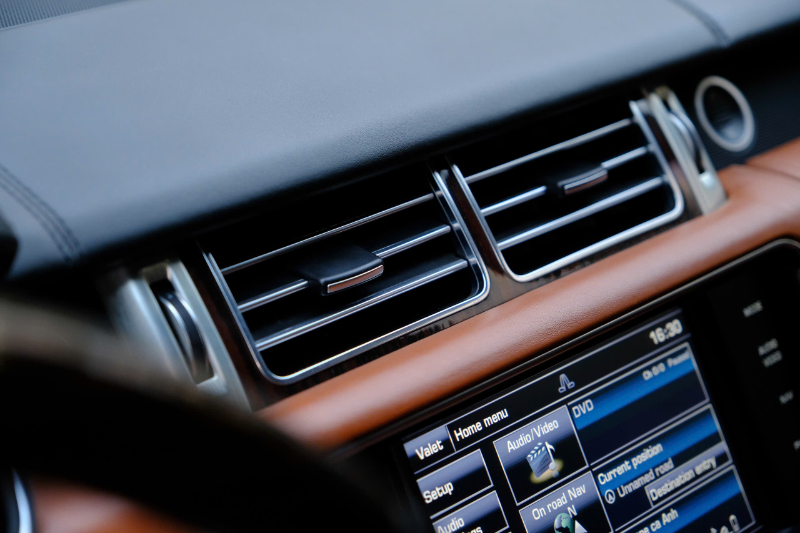 𝐑𝐚𝐧𝐠𝐞 𝐑𝐨𝐯𝐞𝐫 𝐀𝐮𝐭𝐨𝐛𝐢𝐨𝐠𝐫𝐚𝐩𝐡𝐲 𝐌𝐨𝐝𝐞𝐥 𝟐𝟎𝟏𝟒 (Đ𝐞𝐧 | 𝐧𝐨̣̂𝐢 𝐭𝐡𝐚̂́𝐭 𝐧𝐚̂𝐮)