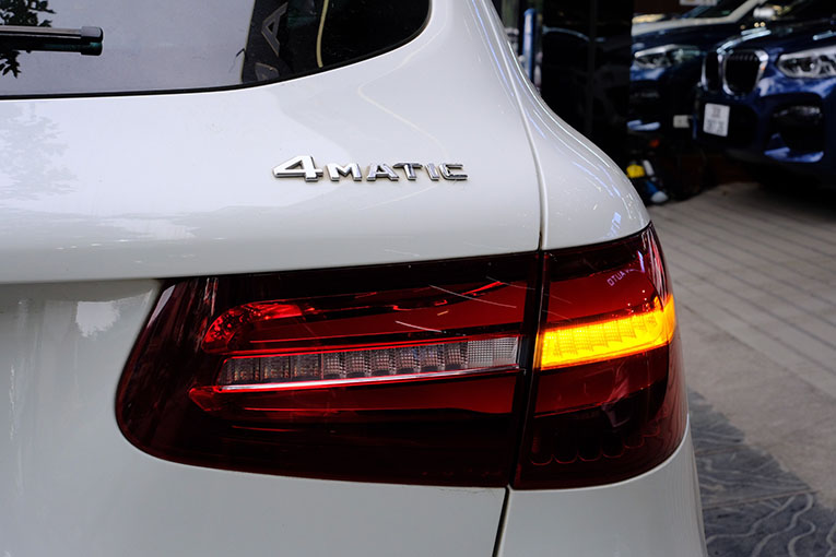 GLC300 2018 (Màu trắng/nội thất kem)