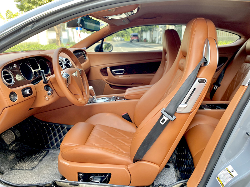 Bentley Continental GT Speed (Bản 2 cửa)