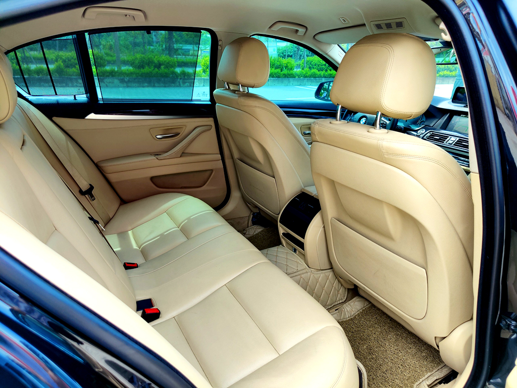BMW 520i 2016 Đen