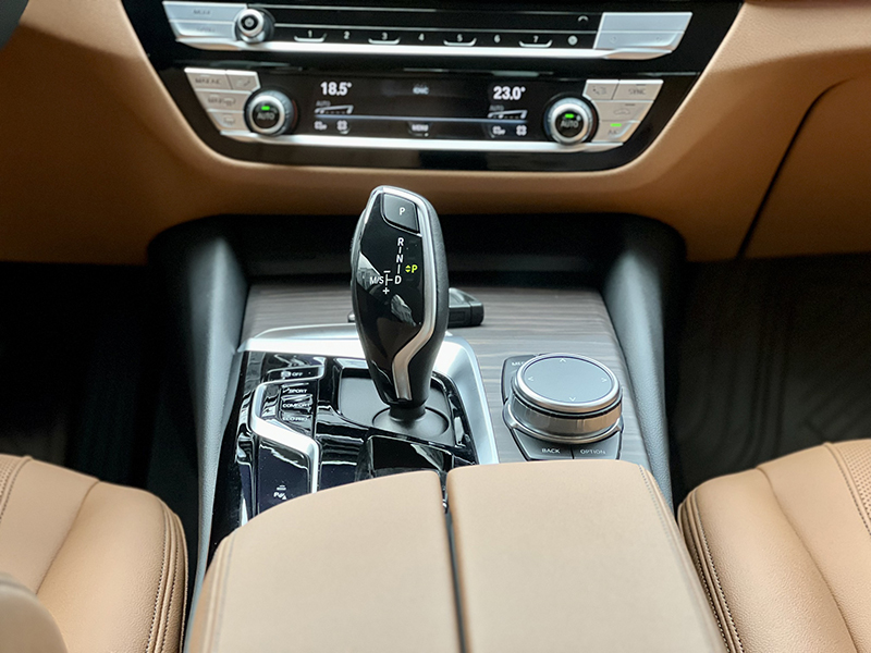 𝐁𝐌𝐖 𝟓2𝟎𝐢 𝐋𝐮𝐱𝐮𝐫𝐲 𝐋𝐢𝐧𝐞 𝟐𝟎𝟐𝟐