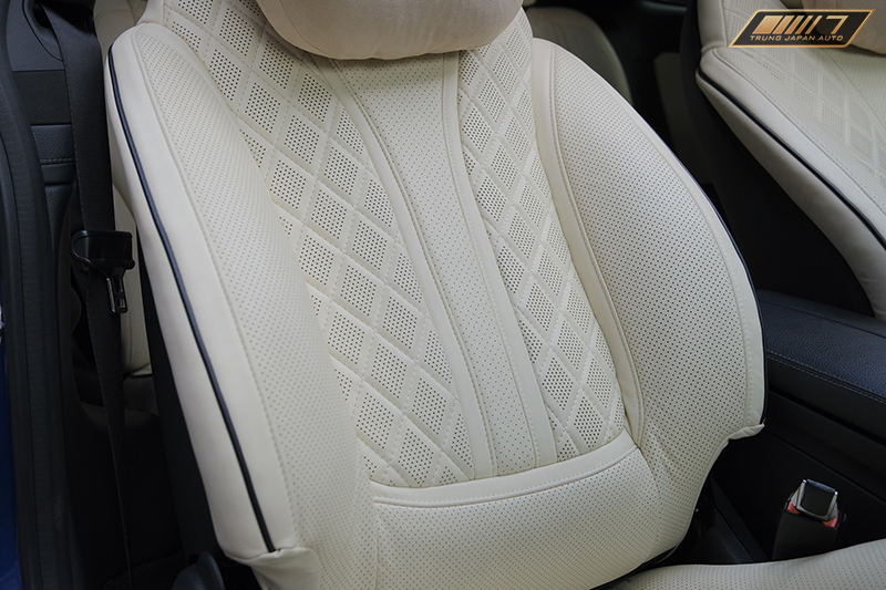 𝐌𝐞𝐫𝐜𝐞𝐝𝐞𝐬 𝐁𝐞𝐧𝐳 𝐂𝟑𝟎𝟎 𝐂𝐨𝐮𝐩𝐞 𝟐𝟎𝟏𝟕