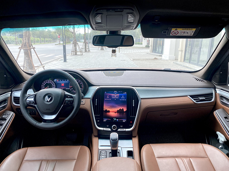 [VINFAST] Lux SA 2.0 PLUS Premium