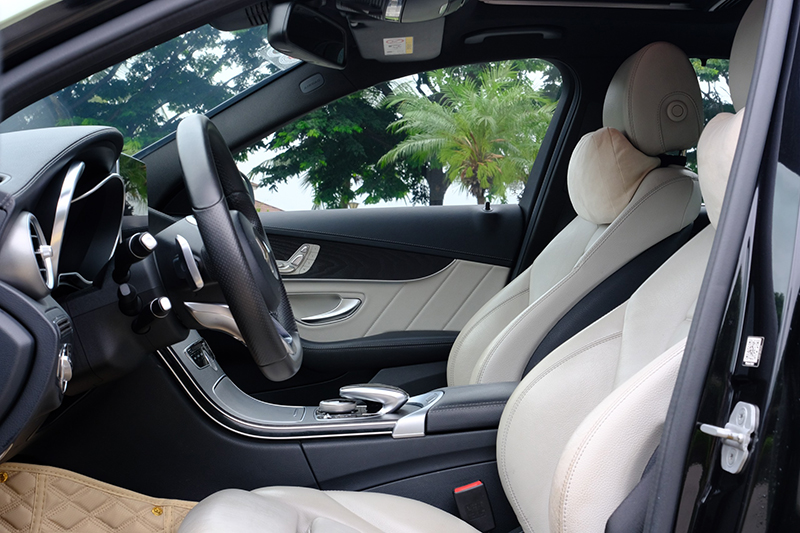 Mercedes 𝐂𝟐𝟓𝟎 𝐀𝐌𝐆 2015