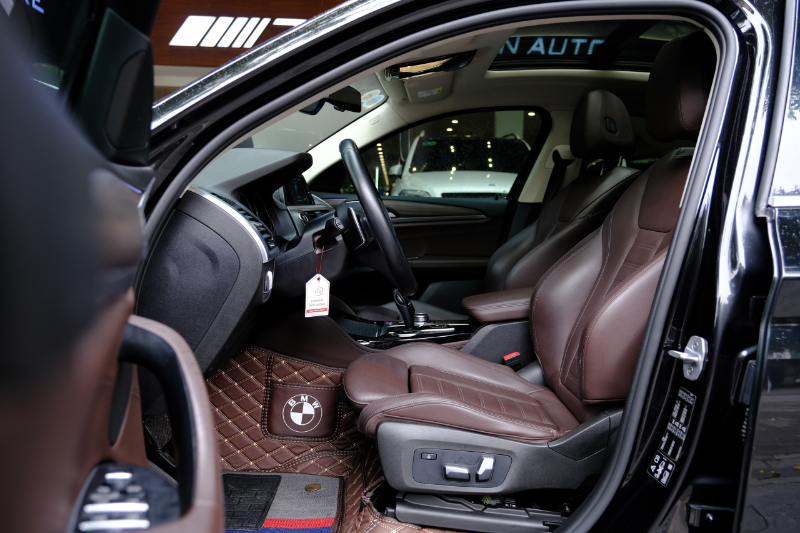 𝐁𝐌𝐖 𝐗𝟒 𝐗𝐝𝐫𝐢𝐯𝐞𝐫 𝟐𝟎𝟏𝟖 (Đ𝐞𝐧/𝐧𝐨̣̂𝐢 𝐭𝐡𝐚̂́𝐭 𝐧𝐚̂𝐮)