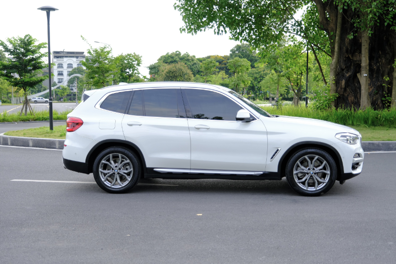 𝐁𝐌𝐖 𝐗𝟑 𝐗𝐝𝐫𝐢𝐯𝐞𝐫 𝟑𝟎𝐢 𝟐𝟎𝟏𝟗 (𝐓𝐫𝐚̆́𝐧𝐠/𝐧𝐨̣̂𝐢 𝐭𝐡𝐚̂́𝐭 𝐧𝐚̂𝐮)