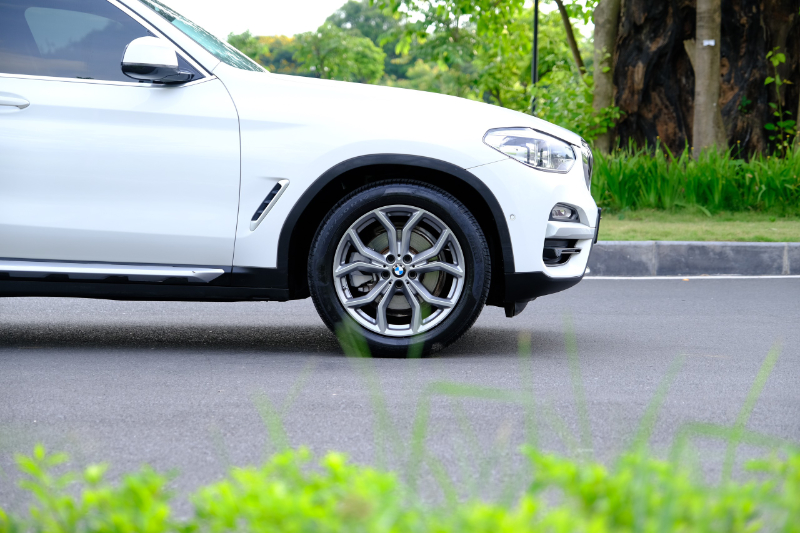 𝐁𝐌𝐖 𝐗𝟑 𝐗𝐝𝐫𝐢𝐯𝐞𝐫 𝟑𝟎𝐢 𝟐𝟎𝟏𝟗 (𝐓𝐫𝐚̆́𝐧𝐠/𝐧𝐨̣̂𝐢 𝐭𝐡𝐚̂́𝐭 𝐧𝐚̂𝐮)