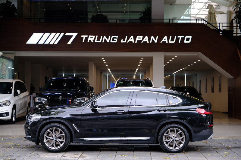 𝐁𝐌𝐖 𝐗𝟒 𝐗𝐝𝐫𝐢𝐯𝐞𝐫 𝟐𝟎𝟏𝟖 (Đ𝐞𝐧/𝐧𝐨̣̂𝐢 𝐭𝐡𝐚̂́𝐭 𝐧𝐚̂𝐮)