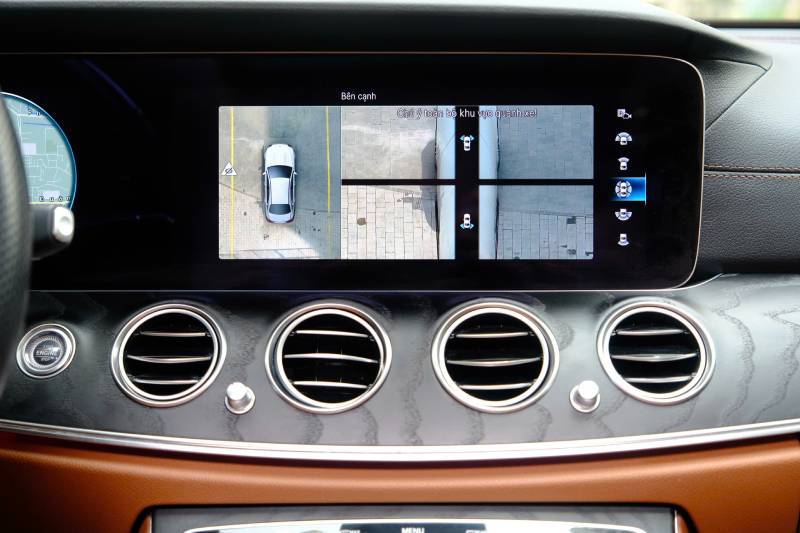 𝐌𝐞𝐫𝐜𝐞𝐝𝐞𝐬 𝐁𝐞𝐧𝐳 𝐄𝟑𝟎𝟎 𝐀𝐌𝐆 𝟐𝟎𝟐𝟏 (𝐓𝐫𝐚̆́𝐧𝐠 | 𝐍𝐨̣̂𝐢 𝐭𝐡𝐚̂́𝐭 𝐧𝐚̂𝐮)