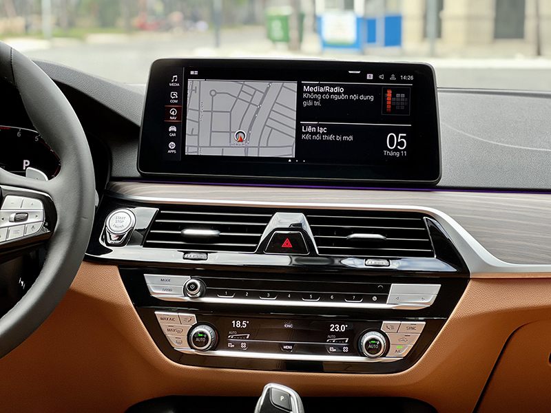 𝐁𝐌𝐖 𝟓2𝟎𝐢 𝐋𝐮𝐱𝐮𝐫𝐲 𝐋𝐢𝐧𝐞 𝟐𝟎𝟐𝟐