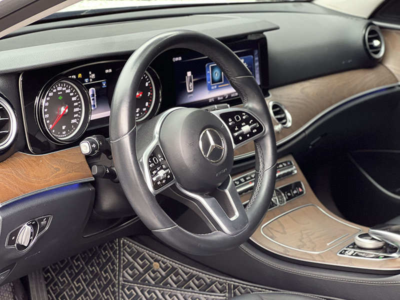 𝐌𝐞𝐫𝐜𝐞𝐝𝐞𝐬 𝐁𝐞𝐧𝐳 𝐄𝟐𝟎𝟎 𝟐𝟎𝟏𝟗 (𝐓𝐫𝐚̆́𝐧𝐠/𝐧𝐨̣̂𝐢 𝐭𝐡𝐚̂́𝐭 đ𝐞𝐧)