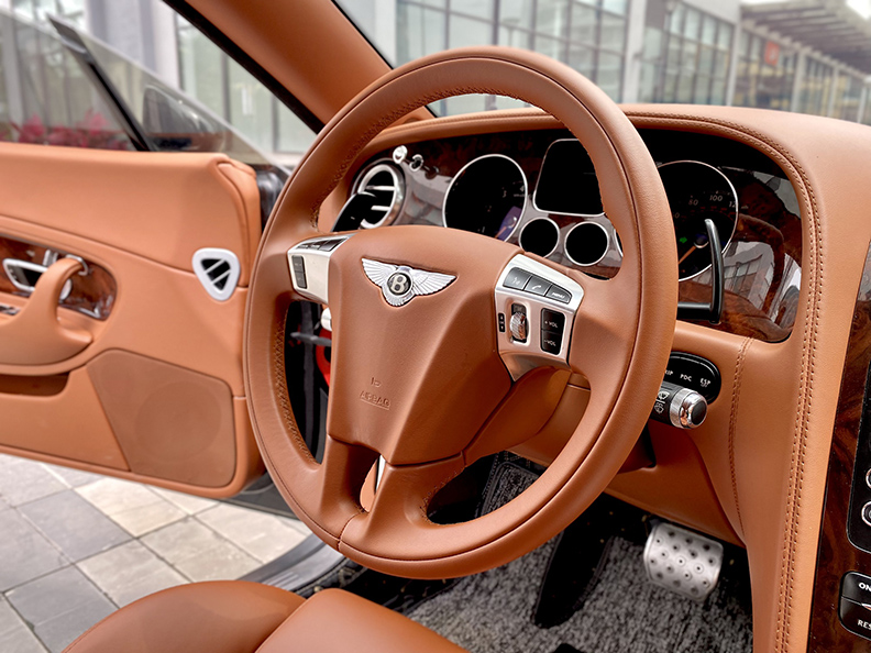 Bentley Continental GT Speed (Bản 2 cửa)