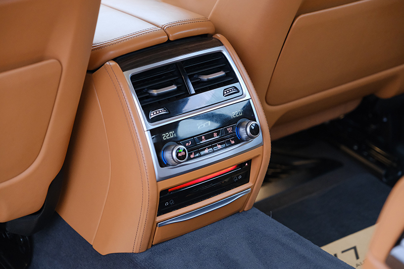 𝐁𝐌𝐖 𝟕𝟒𝟎𝐋𝐢 𝟐𝟎𝟏𝟔 (Đ𝐞𝐧/𝐧𝐨̣̂𝐢 𝐭𝐡𝐚̂́𝐭 𝐧𝐚̂𝐮)