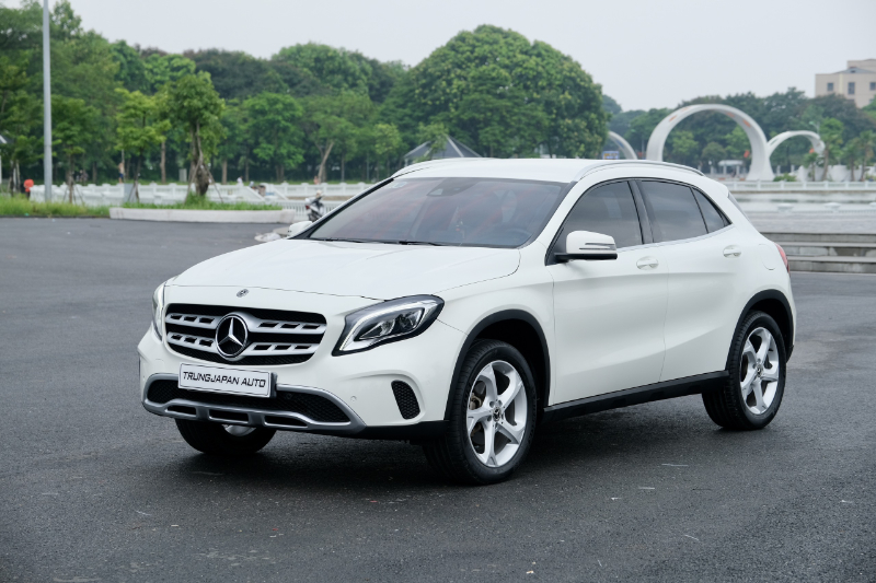 𝐌𝐞𝐫𝐜𝐞𝐝𝐞𝐬 𝐁𝐞𝐧𝐳 𝐆𝐋𝐀𝟐𝟎𝟎 𝟐𝟎𝟏𝟕 (𝐓𝐫𝐚̆́𝐧𝐠/𝐧𝐨̣̂𝐢 𝐭𝐡𝐚̂́𝐭 𝐤𝐞𝐦)