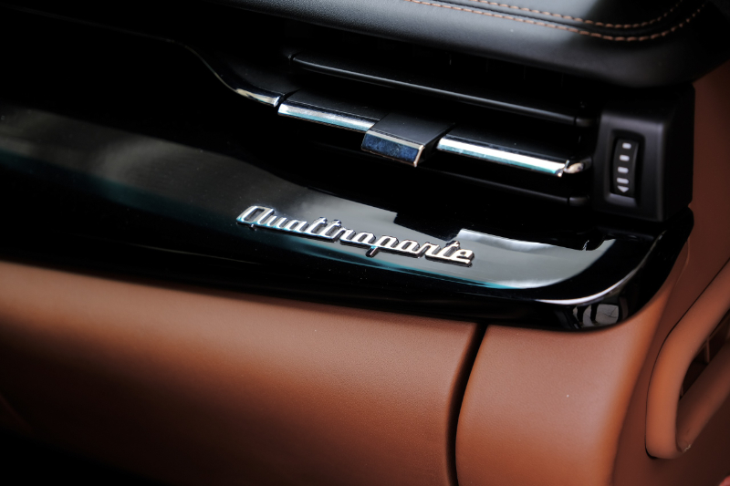 𝐌𝐚𝐬𝐞𝐫𝐚𝐭𝐢 𝐐𝐮𝐚𝐭𝐭𝐫𝐨𝐩𝐨𝐫𝐭𝐞 𝟐𝟎𝟏𝟔 (𝐗𝐚𝐧𝐡/𝐧𝐨̣̂𝐢 𝐭𝐡𝐚̂́𝐭 𝐧𝐚̂𝐮)