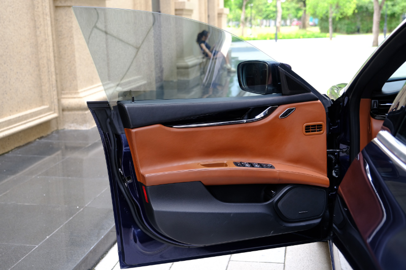 𝐌𝐚𝐬𝐞𝐫𝐚𝐭𝐢 𝐐𝐮𝐚𝐭𝐭𝐫𝐨𝐩𝐨𝐫𝐭𝐞 𝟐𝟎𝟏𝟔 (𝐗𝐚𝐧𝐡/𝐧𝐨̣̂𝐢 𝐭𝐡𝐚̂́𝐭 𝐧𝐚̂𝐮)