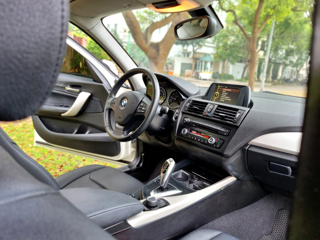 BMW 116i Trắng 2014