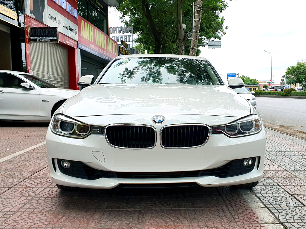 BMW 320i 2015 Trắng Kem