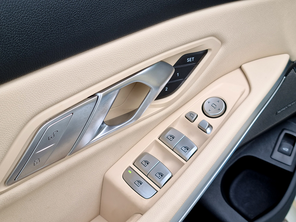 BMW 320i Sport Line Plus 2020