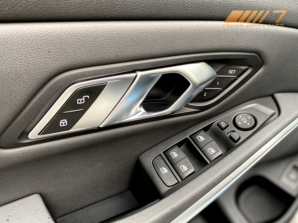 BMW 330i 2019 Trắng