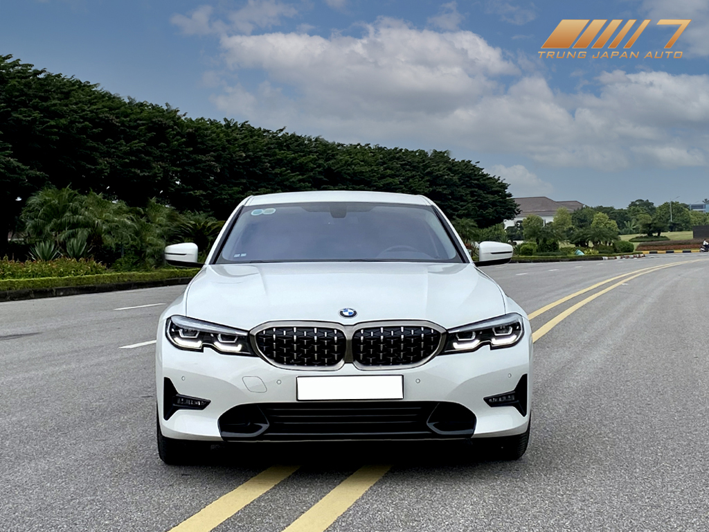 BMW 330i 2019 Trắng