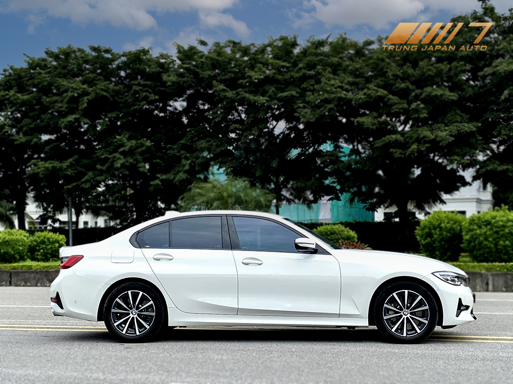 BMW 330i 2019 Trắng