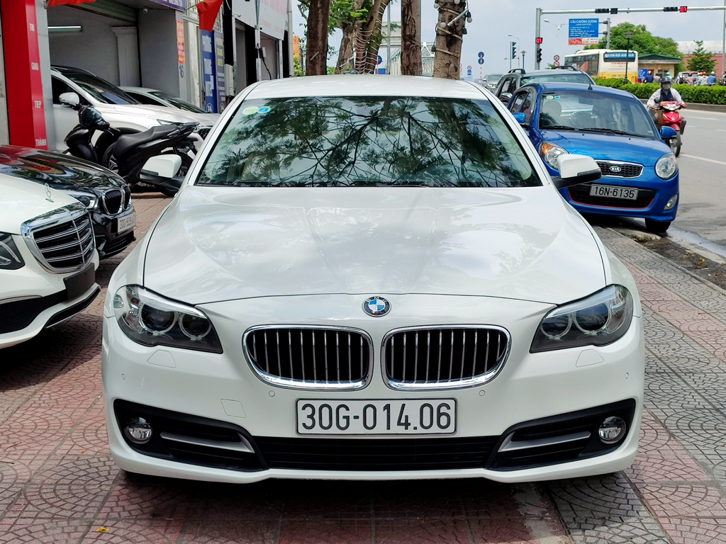 BMW 520i 2016 Trắng Kem