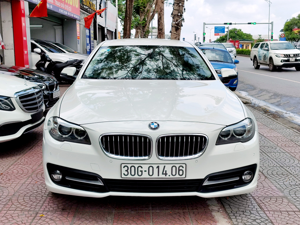 BMW 520i 2016 Trắng Kem