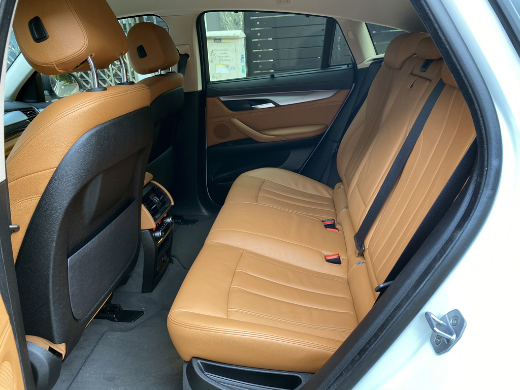 BMW X6 2017 Trắng Nâu