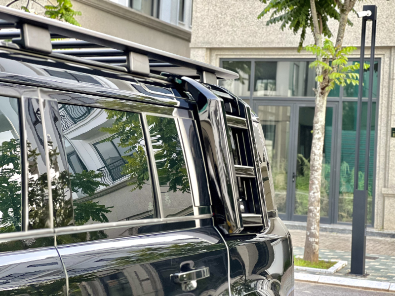 𝐑𝐚𝐧𝐠𝐞 𝐑𝐨𝐯𝐞𝐫 𝐃𝐞𝐟𝐞𝐧𝐝𝐞𝐫 𝐒𝐄 𝐏𝟑𝟎𝟎 𝟐𝟎𝟐𝟐