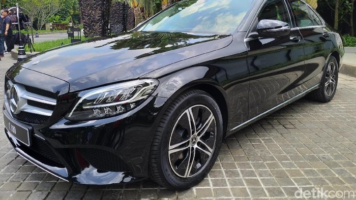 Mercedes C180 2020 Đen