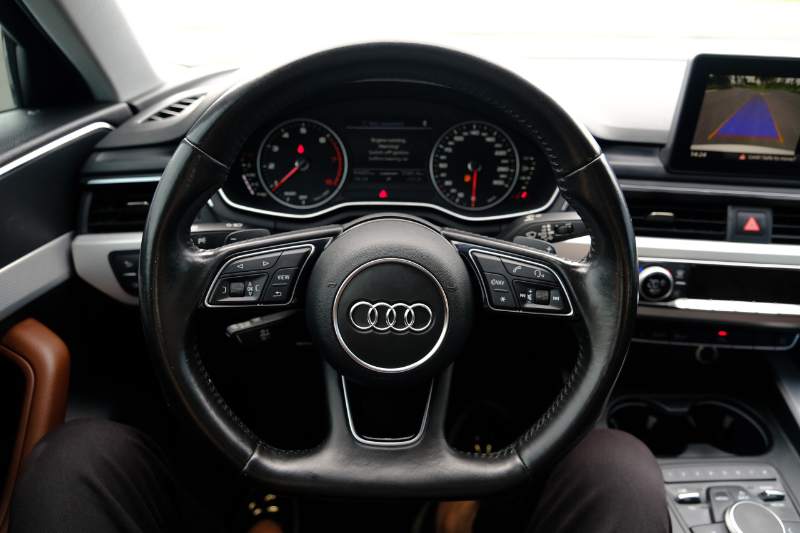 𝐀𝐮𝐝𝐢 𝐀𝟒 𝟐𝟎𝟏𝟔 (𝐓𝐫𝐚̆́𝐧𝐠/𝐧𝐨̣̂𝐢 𝐭𝐡𝐚̂́𝐭 𝐧𝐚̂𝐮)