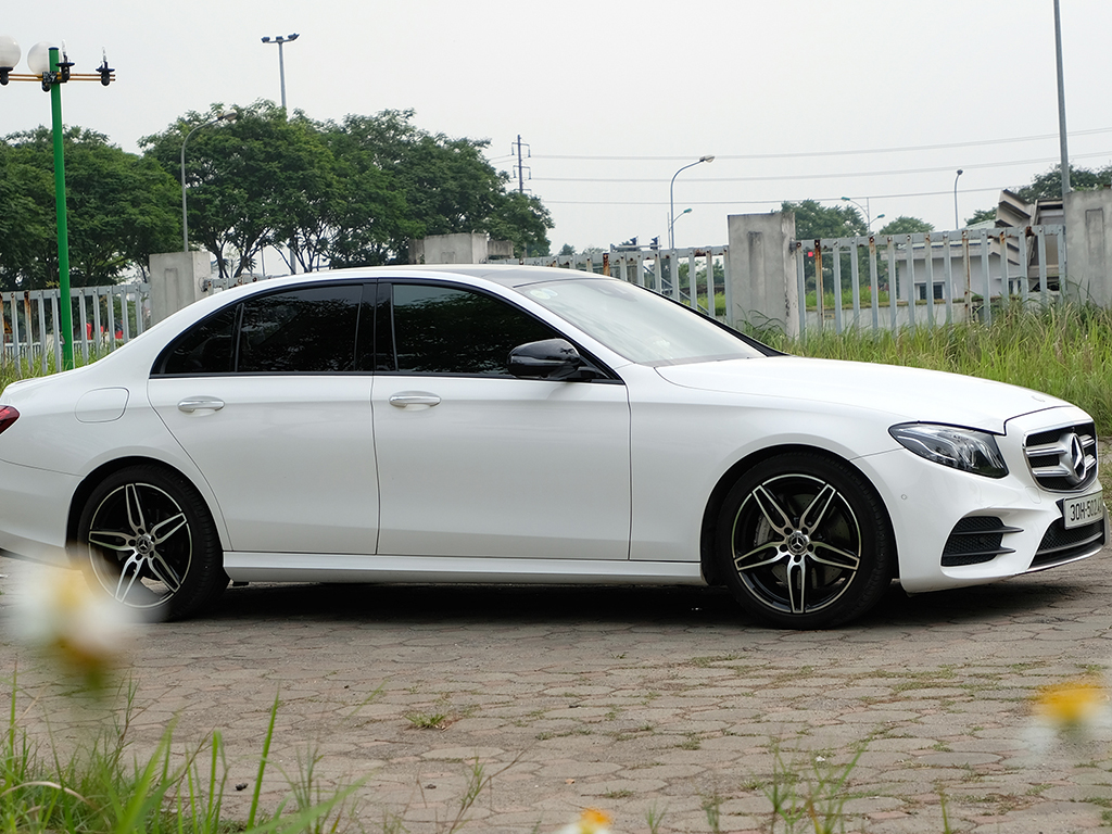 Mercedes E300 2017 Trắng