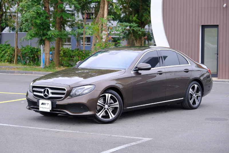 𝐌𝐞𝐫𝐜𝐞𝐝𝐞𝐬 𝐁𝐞𝐧𝐳 𝐄𝟐𝟓𝟎 𝟐𝟎𝟏𝟕 (𝐍𝐚̂𝐮/𝐧𝐨̣̂𝐢 𝐭𝐡𝐚̂́𝐭 đ𝐞𝐧)