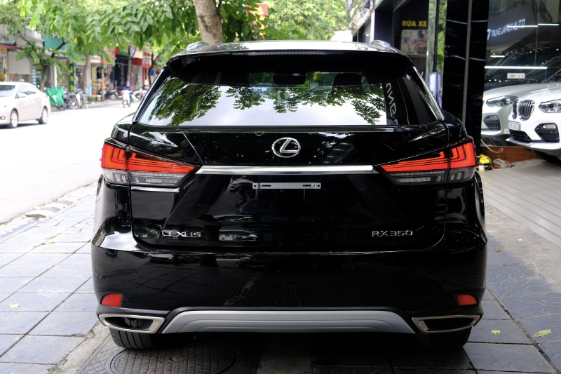 𝐋𝐞𝐱𝐮𝐬 𝐑𝐗𝟑𝟎𝟎 𝟐𝟎𝟐𝟏 (Đ𝐞𝐧/𝐧𝐨̣̂𝐢 𝐭𝐡𝐚̂́𝐭 𝐧𝐚̂𝐮)