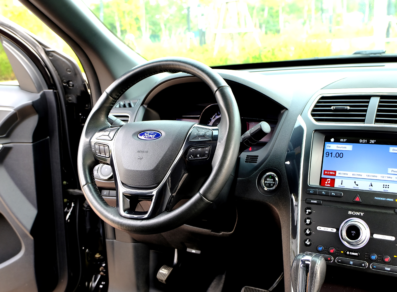 Ford Explorer 2018 đen