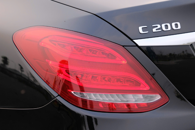 𝐌𝐞𝐫𝐜𝐞𝐝𝐞𝐬 𝐁𝐞𝐧𝐳 𝐂𝟐𝟎𝟎 𝐛𝐚̉𝐧 𝐅𝐮𝐥𝐥 𝟐𝟎𝟏𝟖 (Đ𝐞𝐧/𝐧𝐨̣̂𝐢 𝐭𝐡𝐚̂́𝐭 đ𝐞𝐧)