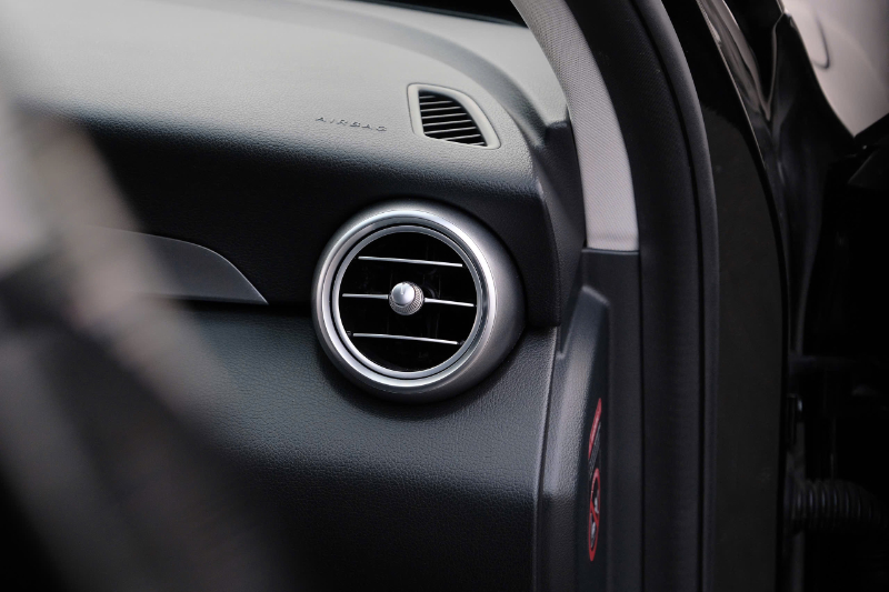 𝐌𝐞𝐫𝐜𝐞𝐝𝐞𝐬 𝐁𝐞𝐧𝐳 𝐂𝟐𝟎𝟎 𝐛𝐚̉𝐧 𝐅𝐮𝐥𝐥 𝟐𝟎𝟏𝟖 (Đ𝐞𝐧/𝐧𝐨̣̂𝐢 𝐭𝐡𝐚̂́𝐭 đ𝐞𝐧)