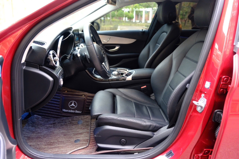 𝐌𝐞𝐫𝐜𝐞𝐝𝐞𝐬 𝐁𝐞𝐧𝐳 𝐂𝟏𝟖𝟎 𝟐𝟎𝟐𝟎 (Đ𝐨̉/𝐧𝐨̣̂𝐢 𝐭𝐡𝐚̂́𝐭 đ𝐞𝐧)