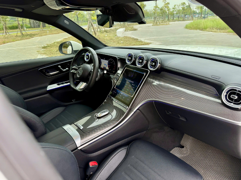 𝐌𝐞𝐫𝐜𝐞𝐝𝐞𝐬 𝐁𝐞𝐧𝐳 𝐆𝐋𝐂𝟑𝟎𝟎 𝟒𝐦𝐚𝐭𝐢𝐜 𝟐𝟎𝟐𝟑 (𝐓𝐫𝐚̆́𝐧𝐠/𝐧𝐨̣̂𝐢 𝐭𝐡𝐚̂́𝐭 đ𝐞𝐧)