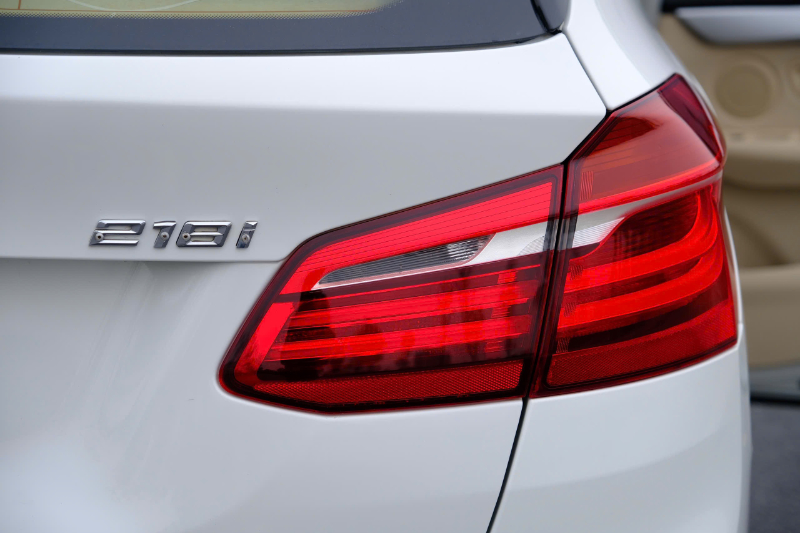 𝐁𝐌𝐖 𝟐 𝐒𝐞𝐫𝐢𝐞𝐬 𝟐𝟏𝟖𝐢 𝐀𝐜𝐭𝐢𝐯𝐞 𝐓𝐨𝐮𝐫𝐞𝐫 - 𝟐𝟎𝟏𝟗  (𝐓𝐫𝐚̆́𝐧𝐠 | 𝐍𝐨̣̂𝐢 𝐭𝐡𝐚̂́𝐭 𝐊𝐞𝐦)