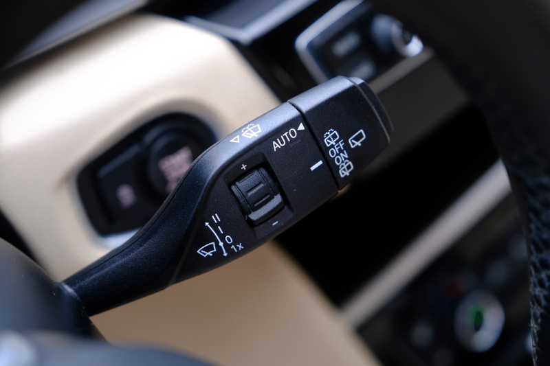 𝐁𝐌𝐖 𝟐 𝐒𝐞𝐫𝐢𝐞𝐬 𝟐𝟏𝟖𝐢 𝐀𝐜𝐭𝐢𝐯𝐞 𝐓𝐨𝐮𝐫𝐞𝐫 - 𝟐𝟎𝟏𝟗  (𝐓𝐫𝐚̆́𝐧𝐠 | 𝐍𝐨̣̂𝐢 𝐭𝐡𝐚̂́𝐭 𝐊𝐞𝐦)