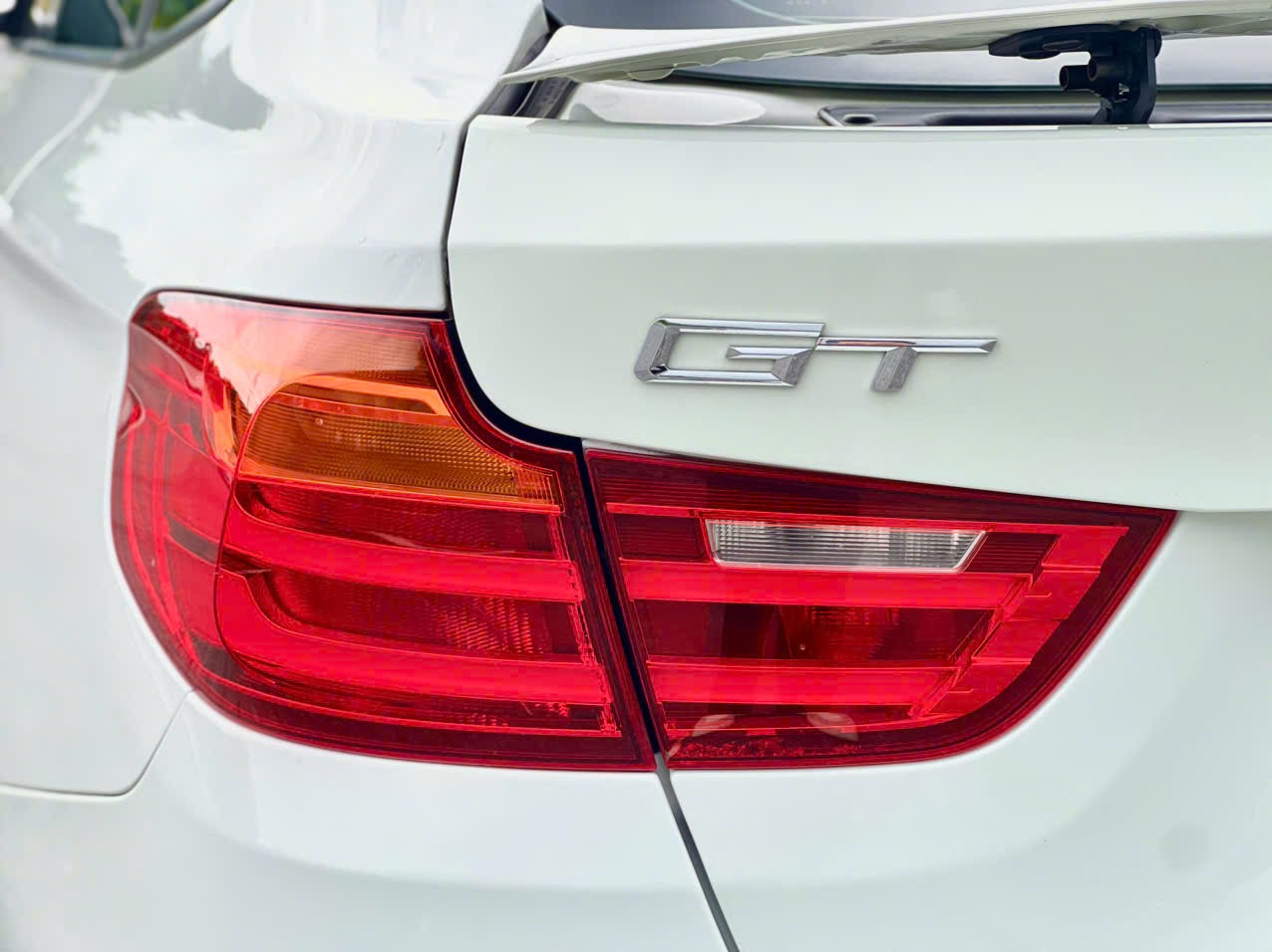 𝐁𝐌𝐖 𝟑𝟐𝟎𝐢 𝐆𝐓𝟐𝟎𝟏𝟒 (𝐓𝐫𝐚̆́𝐧𝐠 | 𝐍𝐨̣̂𝐢 𝐭𝐡𝐚̂́𝐭 𝐤𝐞𝐦)