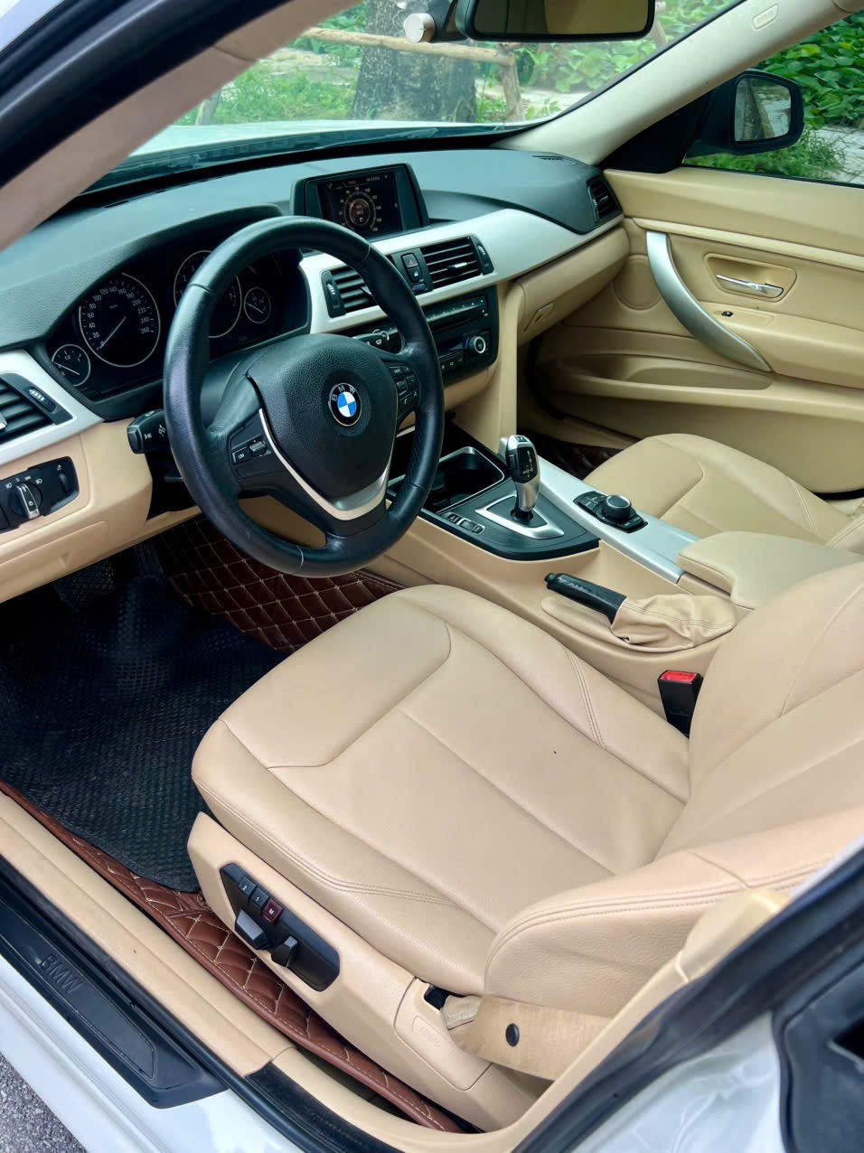 𝐁𝐌𝐖 𝟑𝟐𝟎𝐢 𝐆𝐓𝟐𝟎𝟏𝟒 (𝐓𝐫𝐚̆́𝐧𝐠 | 𝐍𝐨̣̂𝐢 𝐭𝐡𝐚̂́𝐭 𝐤𝐞𝐦)