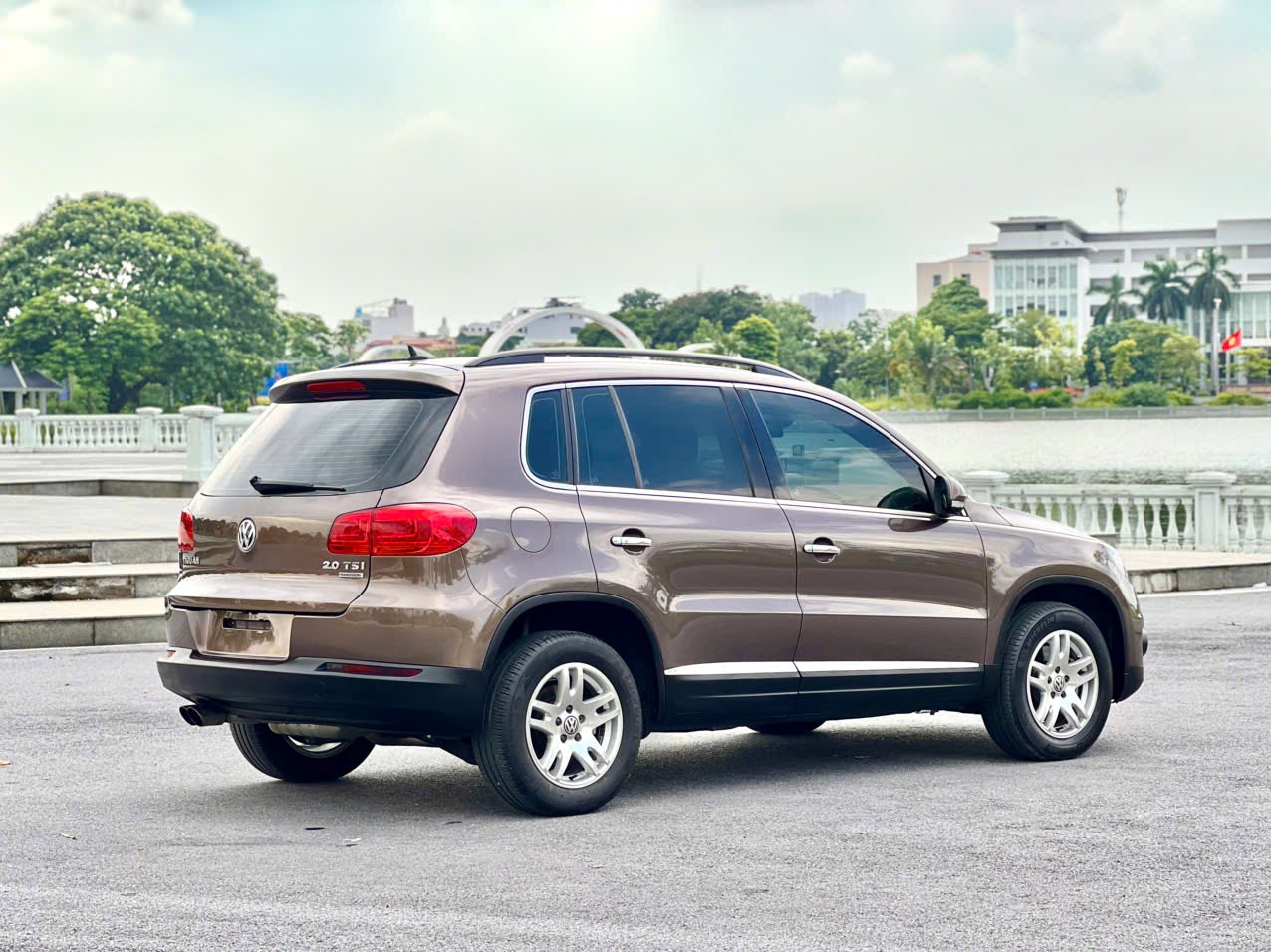 𝐕𝐨𝐥𝐤𝐬𝐰𝐚𝐠𝐞𝐧 𝐓𝐢𝐠𝐮𝐚𝐧 𝟐.𝟎 𝟐𝟎𝟏𝟒 (𝐍𝐚̂𝐮 | 𝐍𝐨̣̂𝐢 𝐭𝐡𝐚̂́𝐭 đ𝐞𝐧)