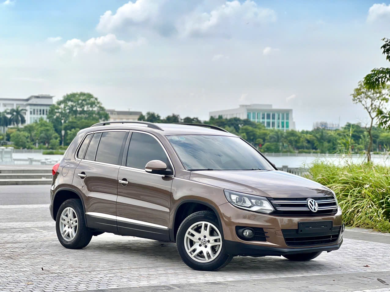 𝐕𝐨𝐥𝐤𝐬𝐰𝐚𝐠𝐞𝐧 𝐓𝐢𝐠𝐮𝐚𝐧 𝟐.𝟎 𝟐𝟎𝟏𝟒 (𝐍𝐚̂𝐮 | 𝐍𝐨̣̂𝐢 𝐭𝐡𝐚̂́𝐭 đ𝐞𝐧)