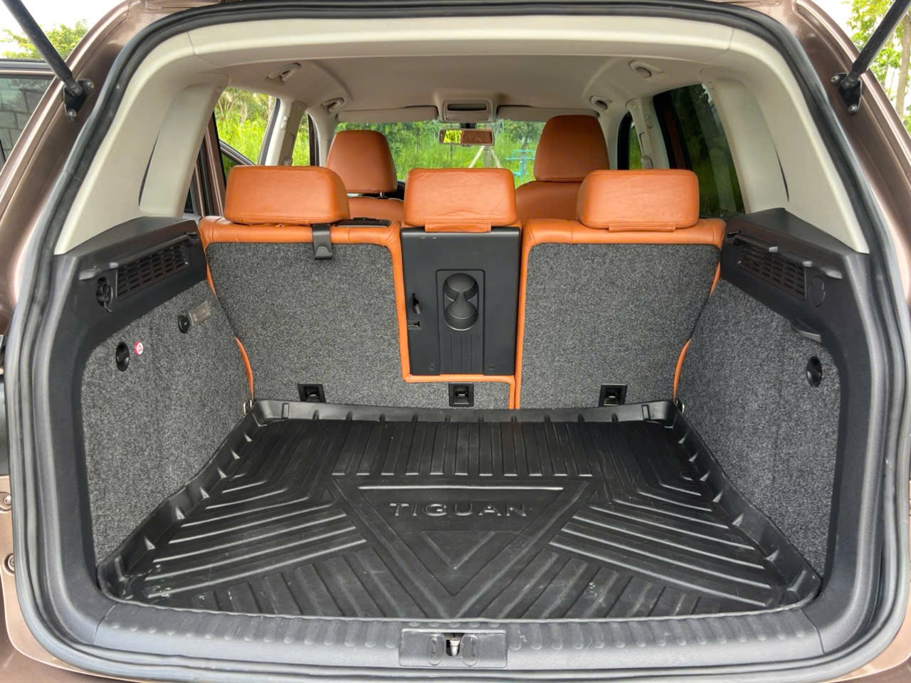 𝐕𝐨𝐥𝐤𝐬𝐰𝐚𝐠𝐞𝐧 𝐓𝐢𝐠𝐮𝐚𝐧 𝟐.𝟎 𝟐𝟎𝟏𝟒 (𝐍𝐚̂𝐮 | 𝐍𝐨̣̂𝐢 𝐭𝐡𝐚̂́𝐭 đ𝐞𝐧)