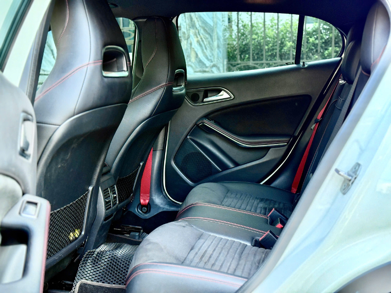 𝐌𝐞𝐫𝐜𝐞𝐝𝐞𝐬 𝐁𝐞𝐧𝐳 𝐆𝐋𝐀𝟐𝟓𝟎 𝟒𝐦𝐚𝐭𝐢𝐜 𝟐𝟎𝟏𝟗 (𝐓𝐫𝐚̆́𝐧𝐠 | 𝐧𝐨̣̂𝐢 𝐭𝐡𝐚̂́𝐭 đ𝐞𝐧)