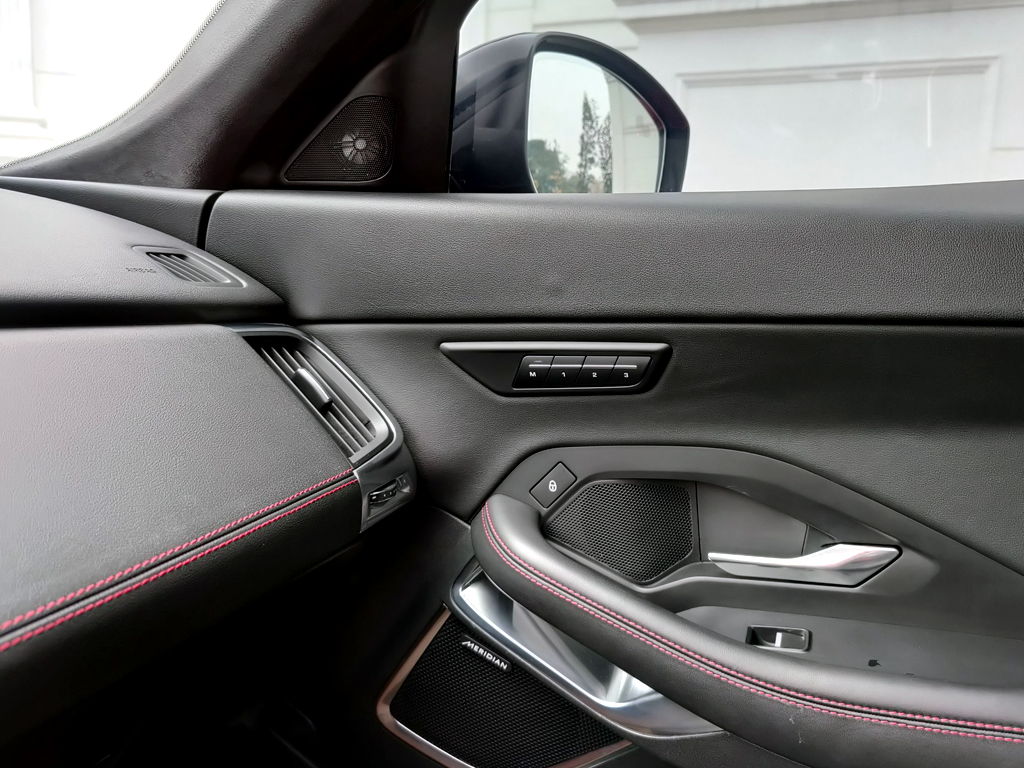 Jaguar E Pace 2017 Đỏ